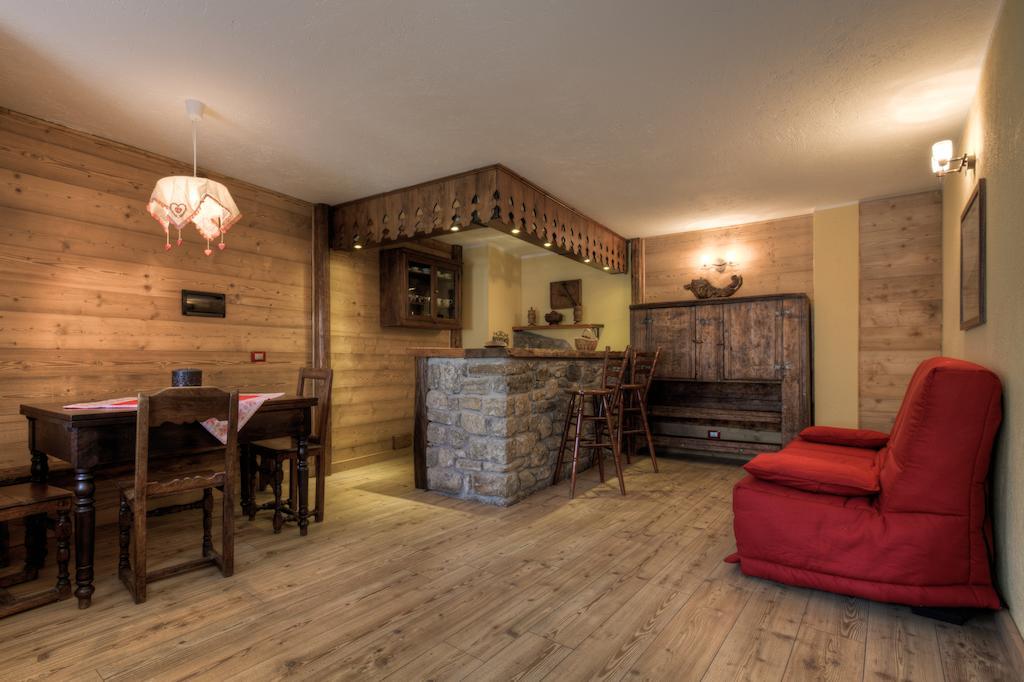 Residence Cav Emile Rey Courmayeur Zimmer foto