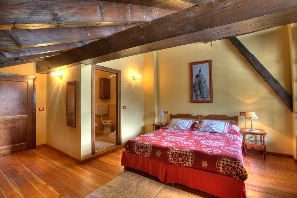 Residence Cav Emile Rey Courmayeur Zimmer foto